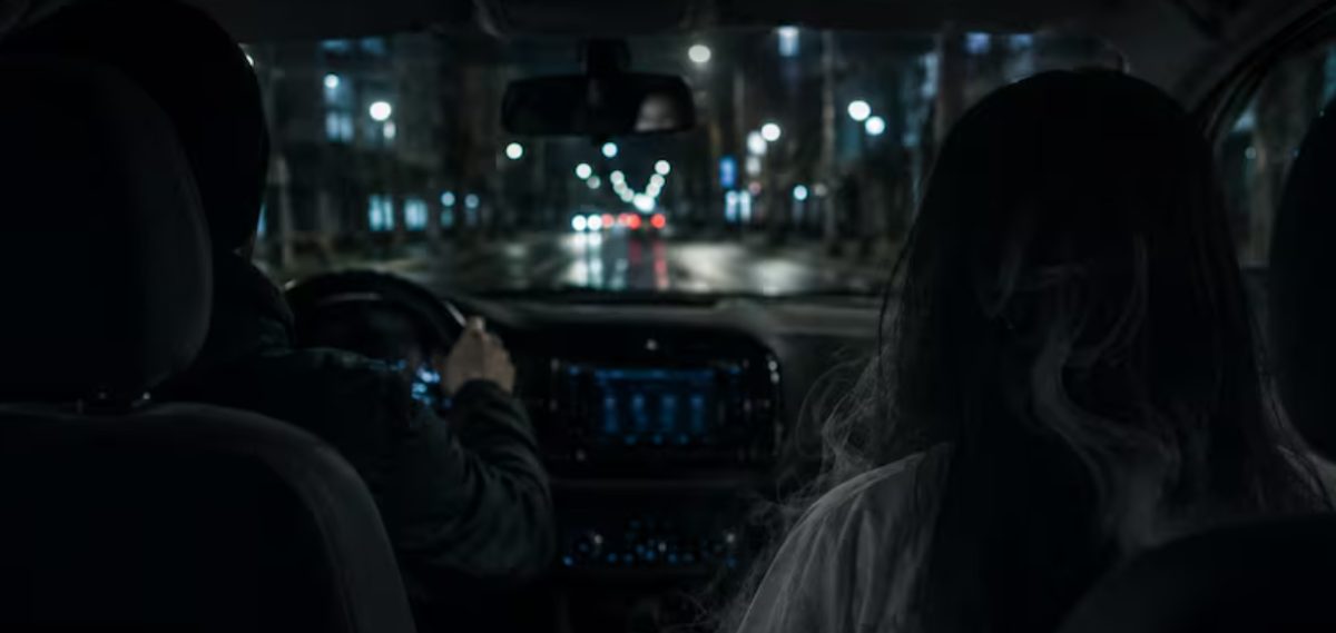 Chofer de plataforma relata aterradora experiencia frente a un cementerio y se vuelve viral en TikTok