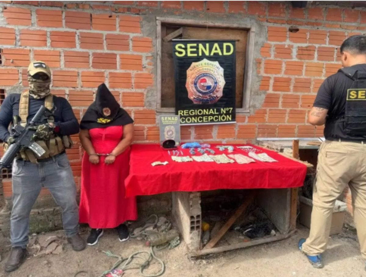 Caen la "Reina del crack de Loreto" y su arsenal de drogas en contundente operativo de la SENAD